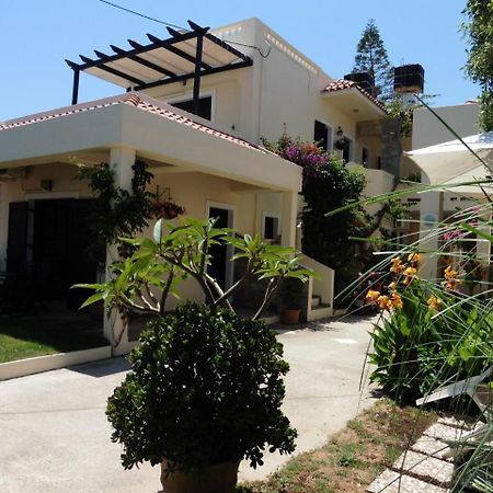 Julies Apartments Kokkini Hani المظهر الخارجي الصورة